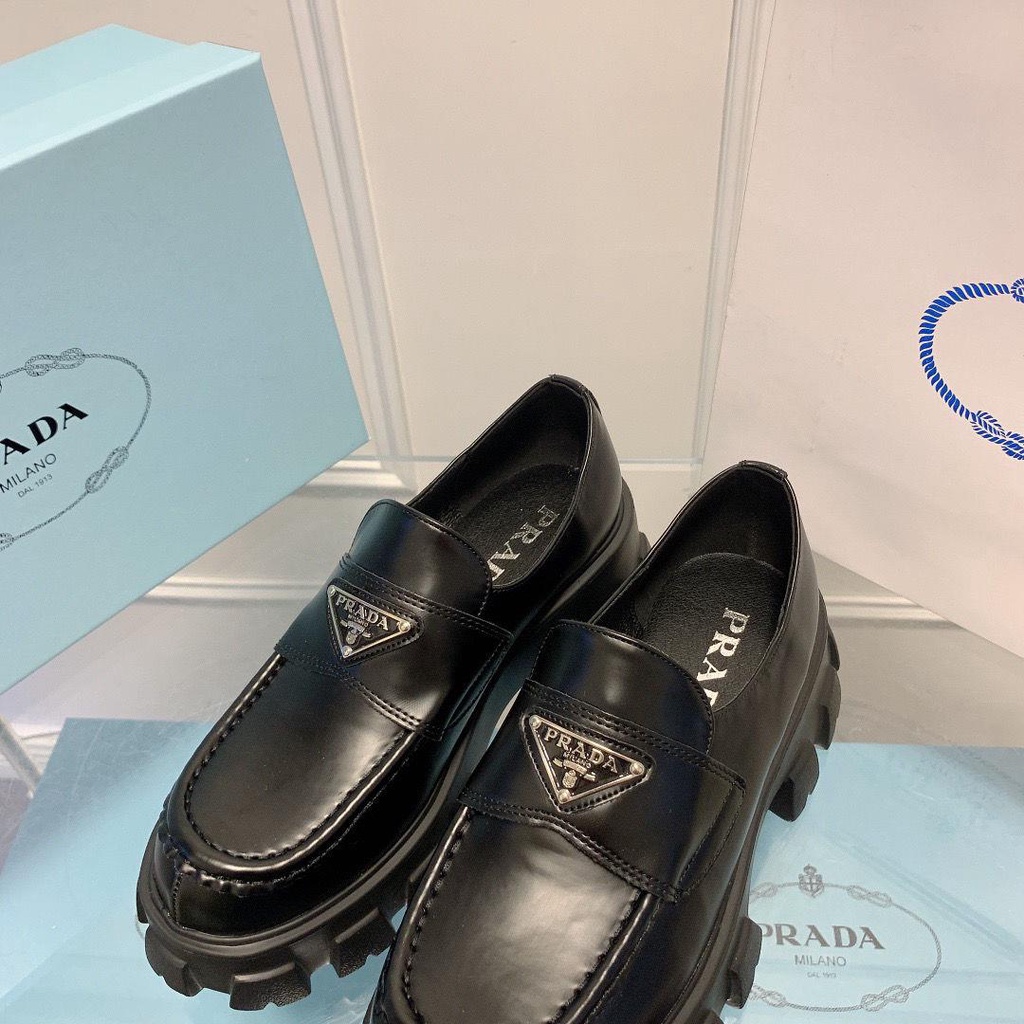 Prada2023 Giày Lười muffin Hình Tam Giác Dày Dặn Phong Cách Mùa Xuân Sang Trọng Da