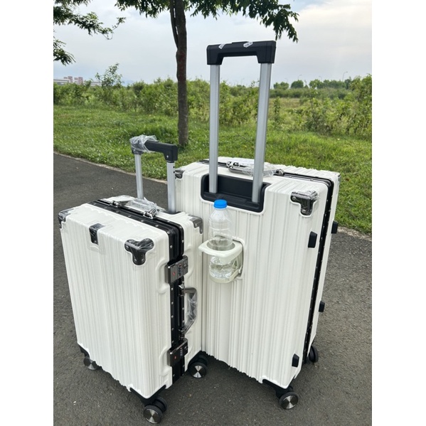 VALI KHUNG NHÔM KHOÁ SẬP