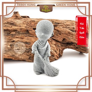 Chú tiểu quét chùa đá sa thạch - trang trí tiểu cảnh,bán cạn, terrarium,bonsai