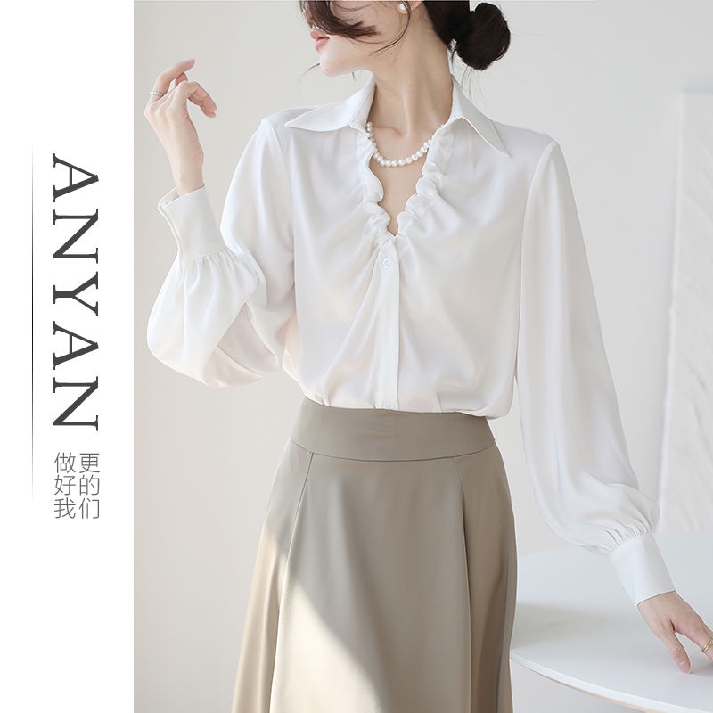 Áo Sơ Mi Tay Dài Cổ Chữ v Xếp Ly Vải satin Đính Hạt Ngọc Trai Thời Trang Kiểu Pháp Thời Trang Xuân Thu 2023