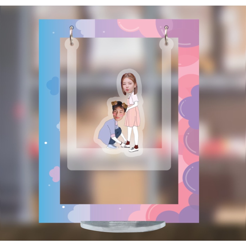 Mô hình standee lắc lư đu đu cặp đôi dễ thương quà tặng mica in theo yêu cầu hình tự chọn