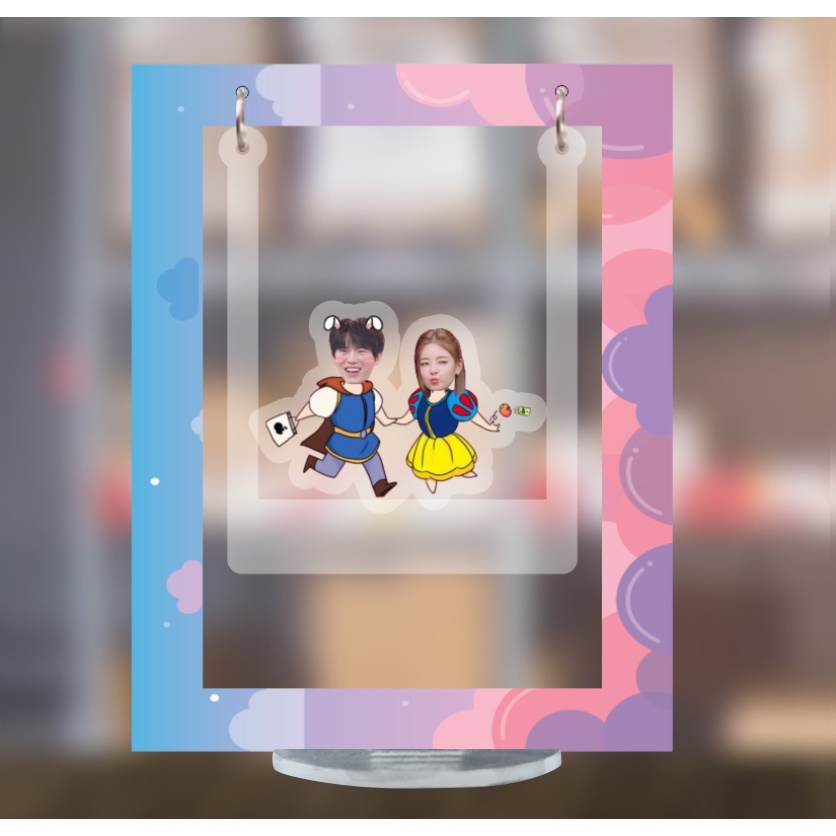 Mô hình standee lắc lư đu đu cặp đôi dễ thương quà tặng mica in theo yêu cầu hình tự chọn