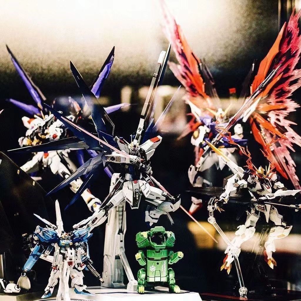 Bandai Đồ Chơi Lắp Ráp gundam Mua Một Tặng 13 Đến 38cm Màu Đỏ