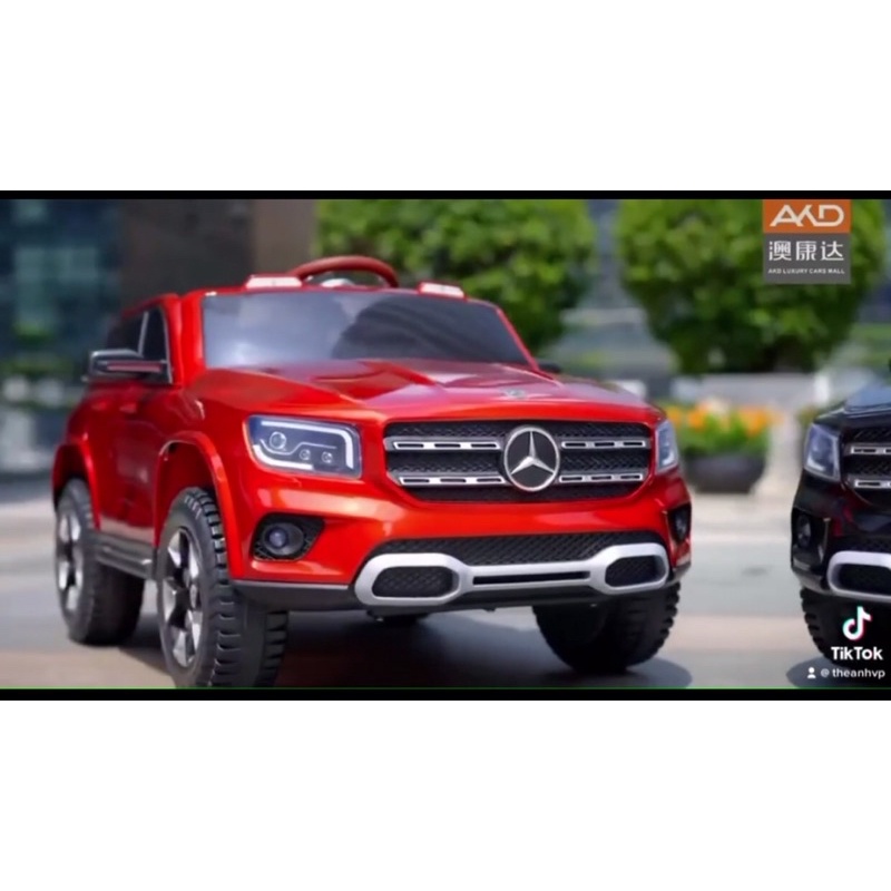 Ô Tô điện trẻ em MERCEDES đẹp lòng lanh
