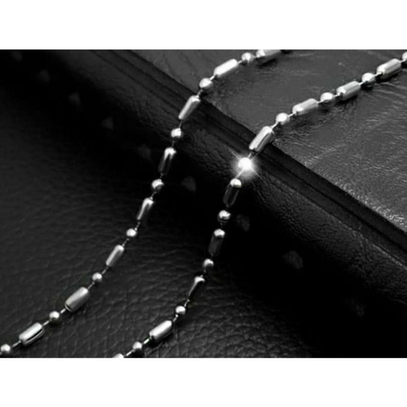 Mặt nhựa đeo cổ+dây