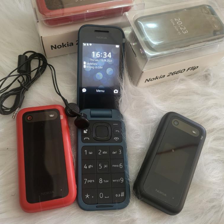 Điện thoại nokia 2660 Flip. 2720 Flip sóng 4G 2 sim.chính hãng. Bảo hành 1 đổi 1 trong 2 tháng.....