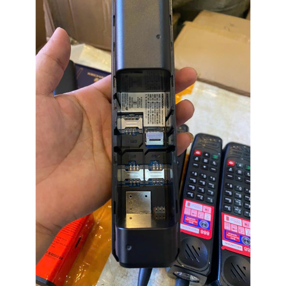 Điện thoại độc lạ KECHAODA 888 3sim. Loa thùng, sóng và pin vô địch. đài FM. BH 1 đổi 2 ttháng