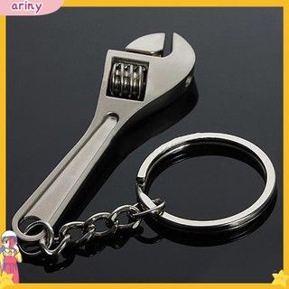 Móc khóa hợp kim hình mỏ lết mạ bạc độc đáo
