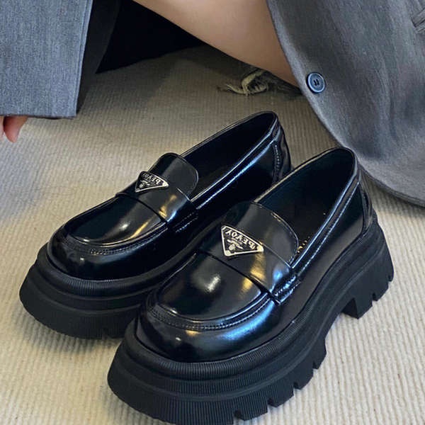 Giày Da Nữ Mũi Tròn Đế Dày Thời Trang 2023