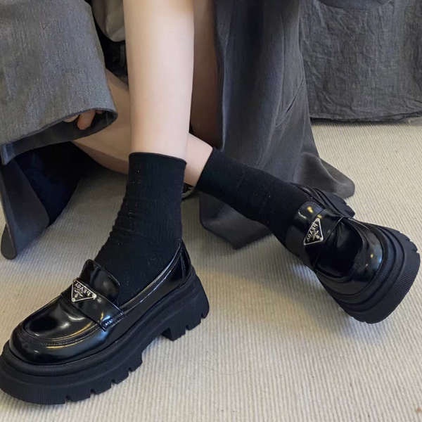 Giày Da Nữ Mũi Tròn Đế Dày Thời Trang 2023
