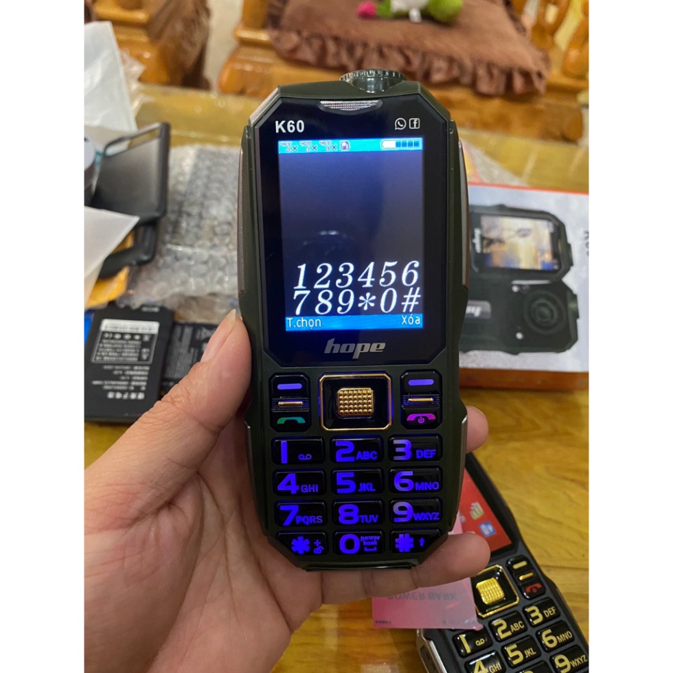Điện Thoại 3 sim 3 sóng Hope K60 Pin Trâu Loa To Phím To dành cho người già