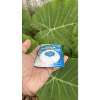 Chỉ nha khoa oral B Essential Floss 50m