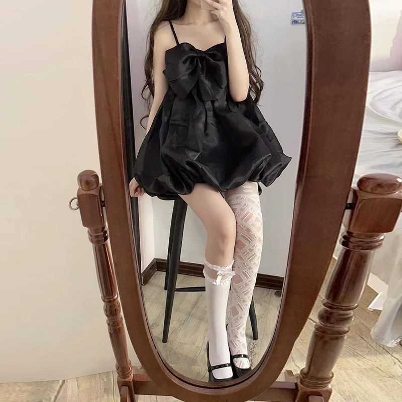 Đầm Hai Dây Mùa Hè 2023 Đính Nơ To Dễ Thương Cho Nữ