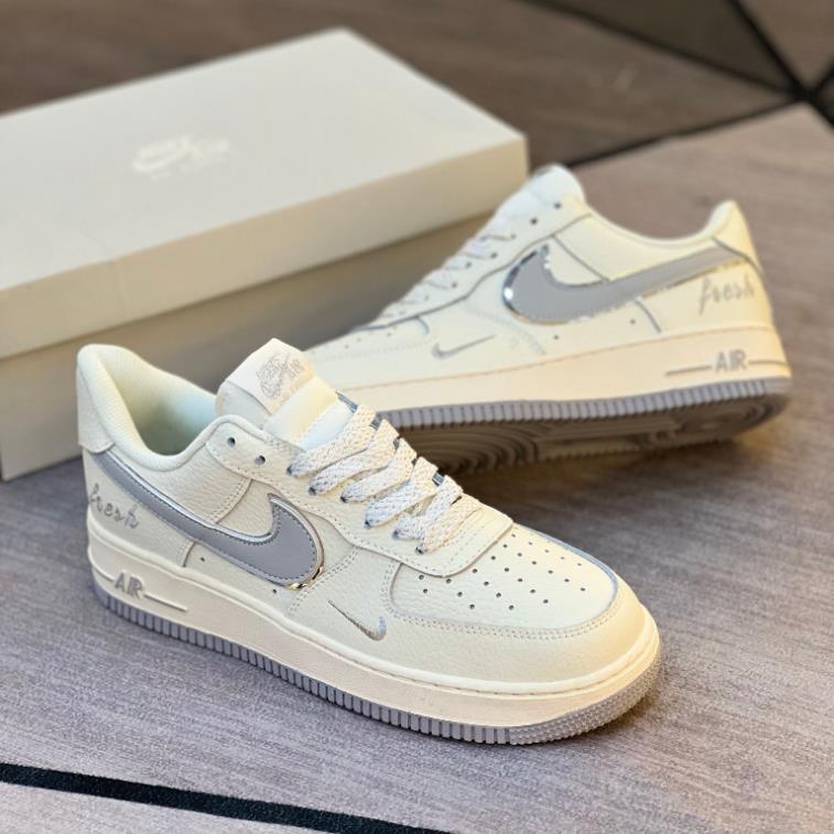 Giày Thể hao AF1 Low Keep Fresh Beige Light Gray Silver, Giày Af1 kem vạch xám bàn chải KemFresh.