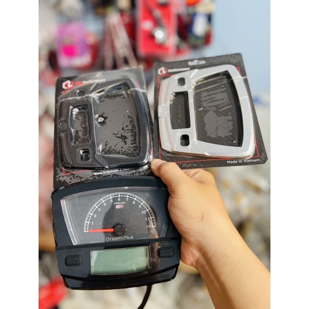 Mặt đồng hồ uma cnc dream mau đen