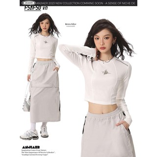 Áo thun croptop tay dài dáng ôm in nhãn kim loại kiểu retro mỹ thời trang cho nữ