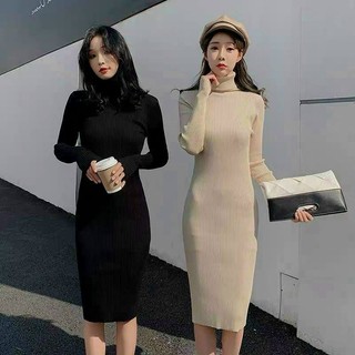 váy len cổ lọ