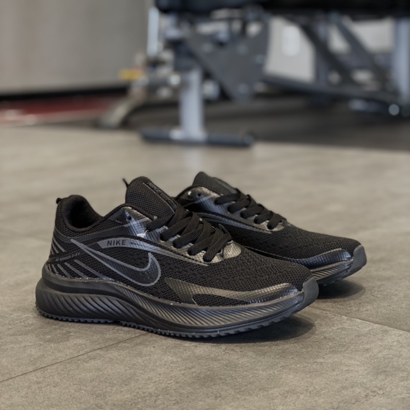 Giầy thể thao chạy bộ gym nam full đen A152