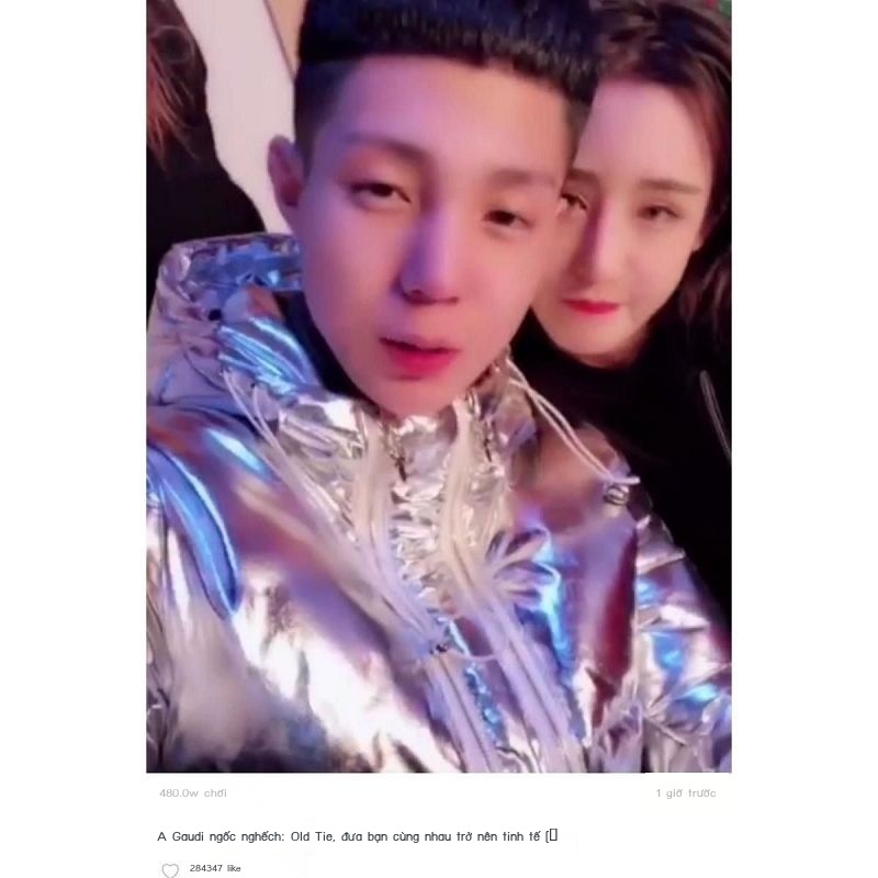 Áo Khoác Phao Dày Dặn Có Đệm Màu Bạc Sáng Bóng  Kích Thước Lớn Phong Cách Kungishou godi Mùa Đông Có Mũ Trùm Đầu Cho Nam