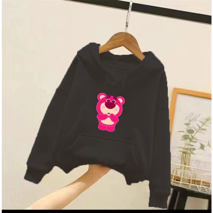 Áo hoodie gấu dâu hồng đang yêu cho bé gái phom rộng chất nỉ size từ 9 đến 65kg