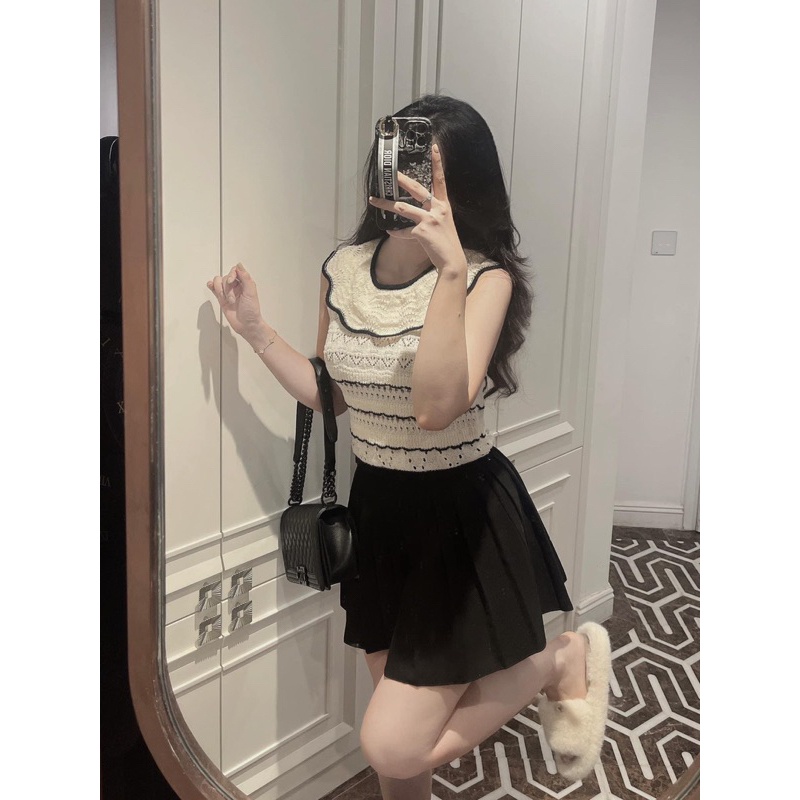 Áo len be phối viền bèo màu đen hot