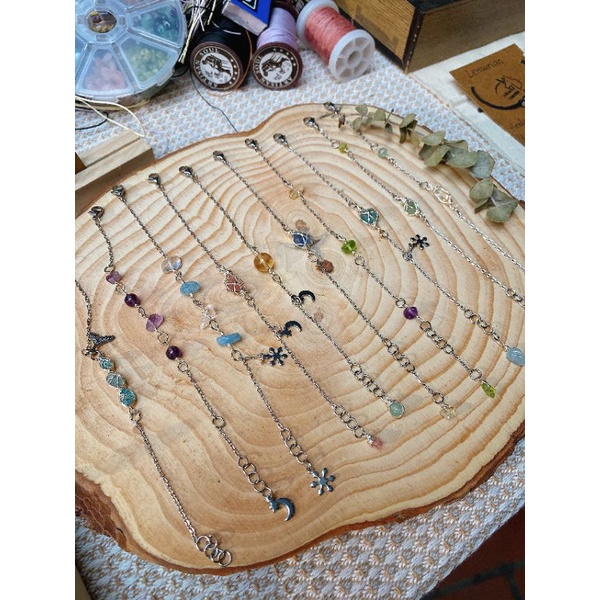 Lắc tay đ á Blue Apatite thiết kế thủ công