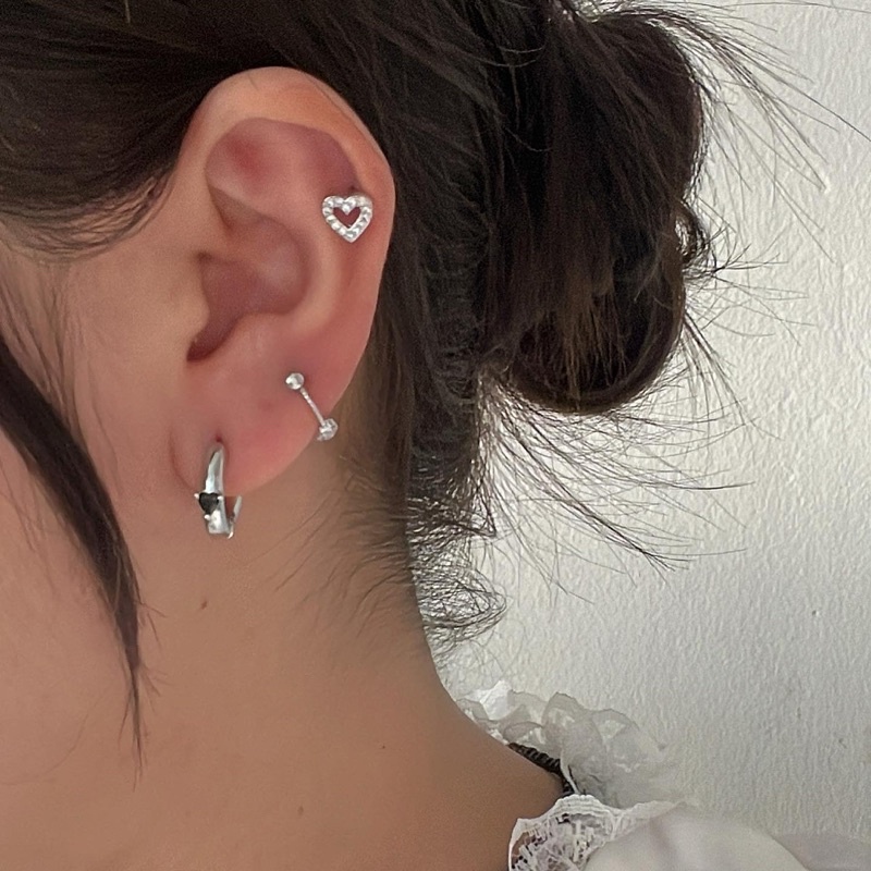 𝐯𝐞𝐥𝐯𝐞𝐭𝐩𝐢𝐧𝐤.𝐚𝐜𝐜🇰🇷 | Khuyên tai chốt bi vặn mặt gắn đá