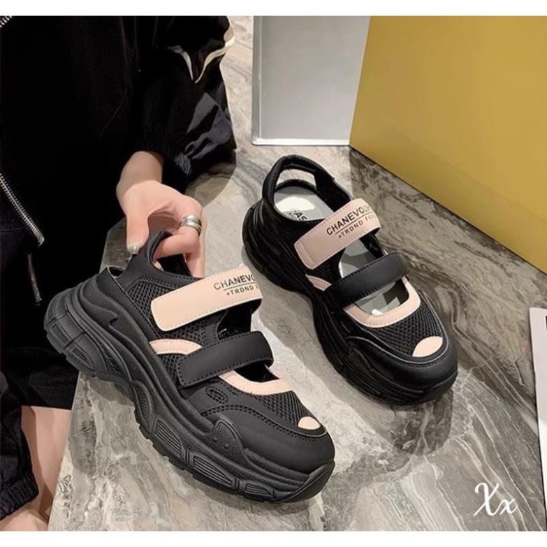 Giày thể thao nữ dáng giọ siêu đẹp,chất da mềm thoáng mát,có 2 màu đen và trắng