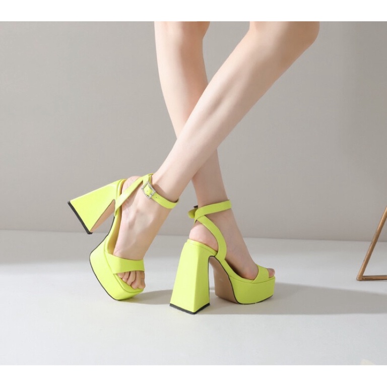 Giày gót đúp 14cm Quai bản khóa   màu siêu hót 2023 siêu xinh siêu hót.