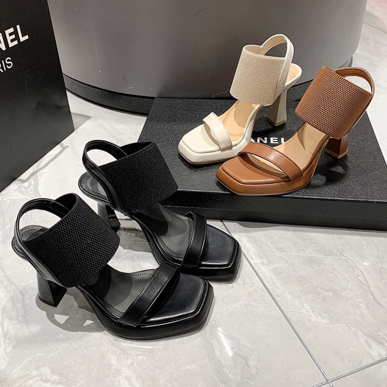 Giày gót đúp 10 cm quai siêu hót 2023 thời trang năng động sang chảnh.