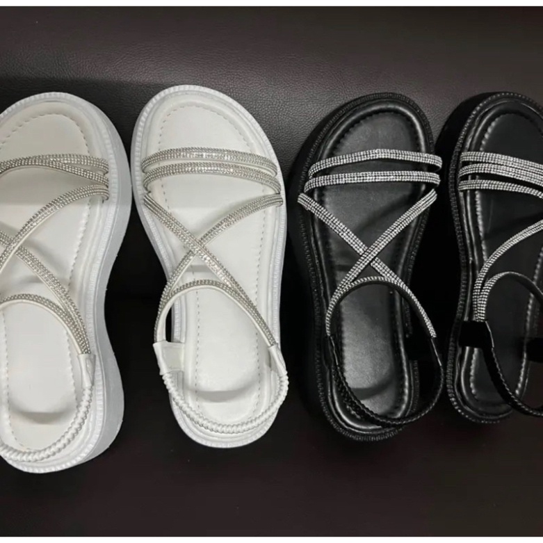 Giày sandan bản xoàn siêu hót 2023