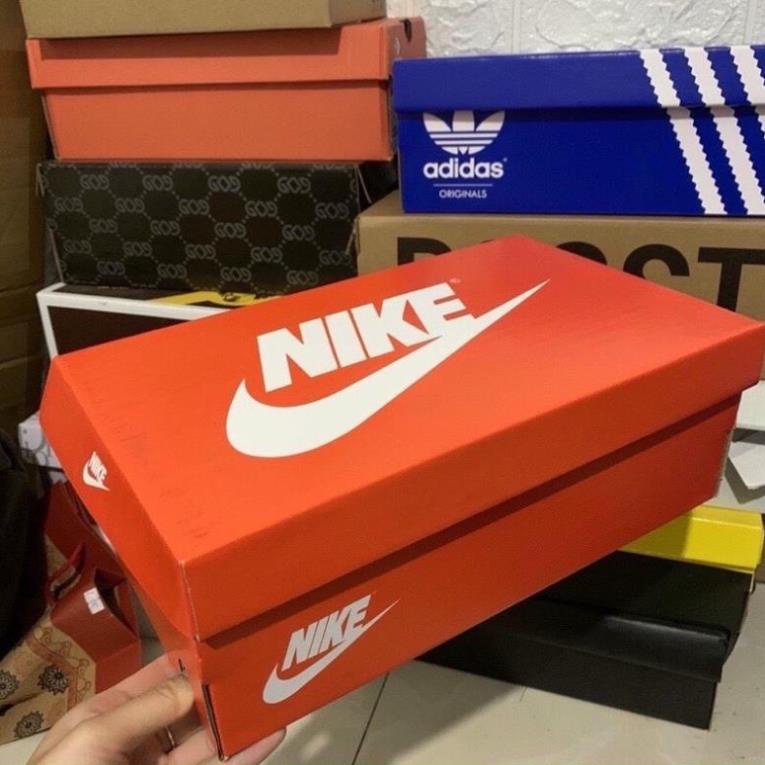 Hộp bảo vệ giày + full bill các hãng 2022