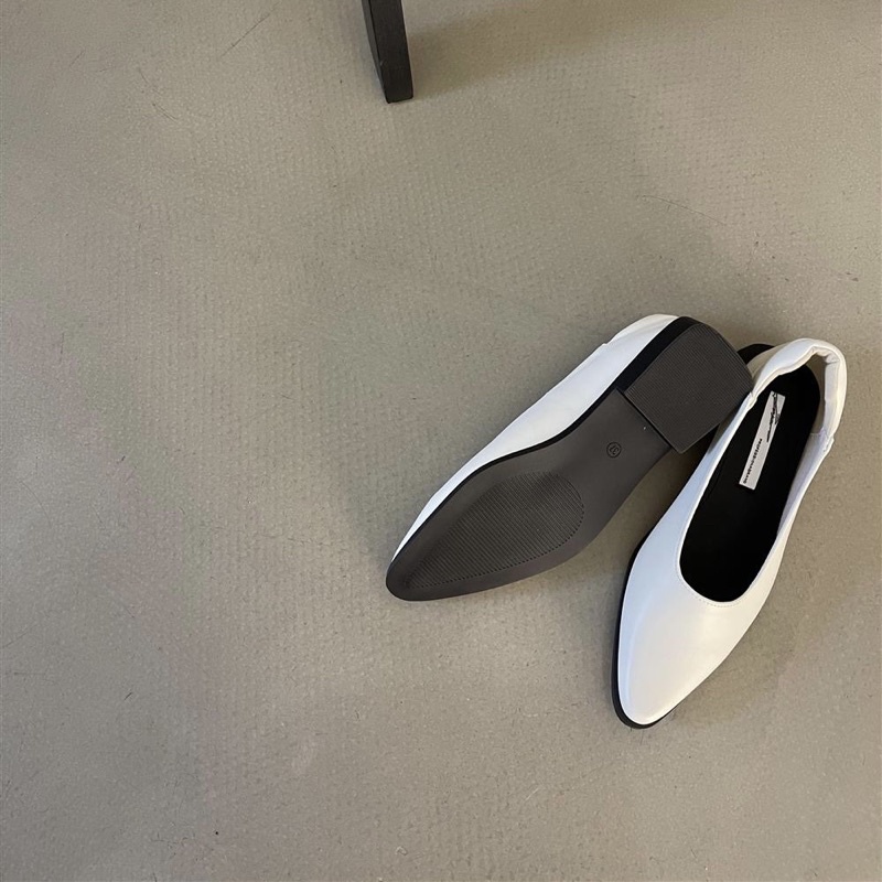 Giày búp bê đế vuông