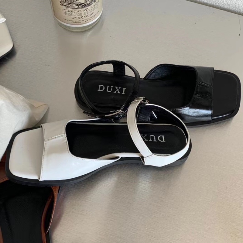 Giày sandals quai ngang basic