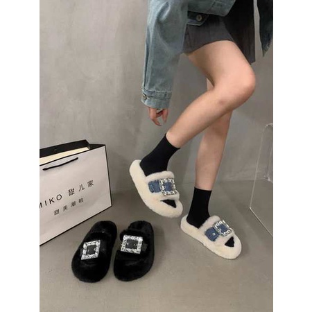 Dép Quai Ngang Phối Lông Xù Đính Đá Thời Trang Thu Đông 2023 Dành Cho Nữ