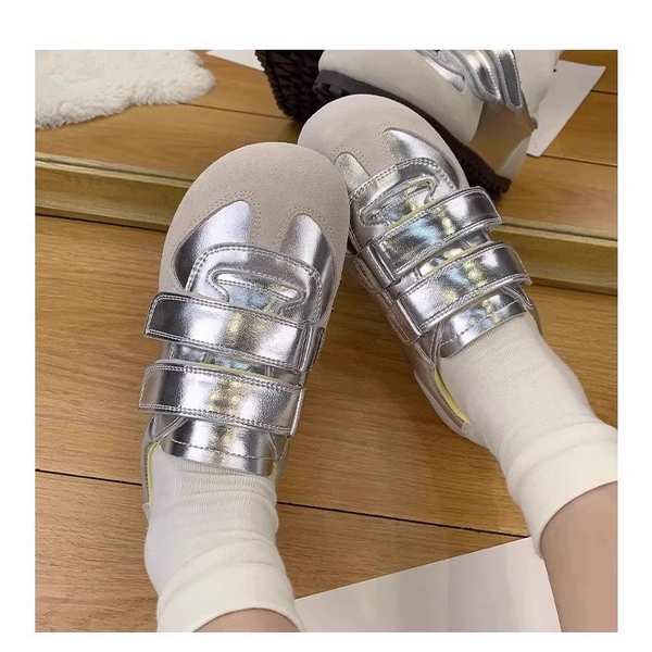 Giày Thể Thao Đế Dày Thoải Mái Thời Trang 2023