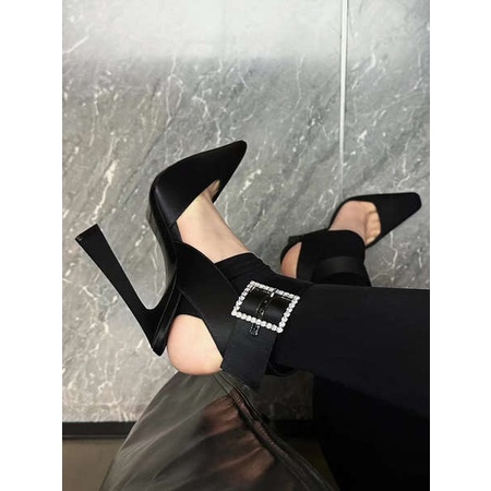 Giày Cao Gót Bít Mũi Cao Gót Bằng satin Màu Đen Thời Trang Mùa Xuân 2023