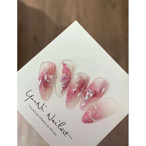 Móng giả_nail box móng thiết kế cánh bướm xinh xắn