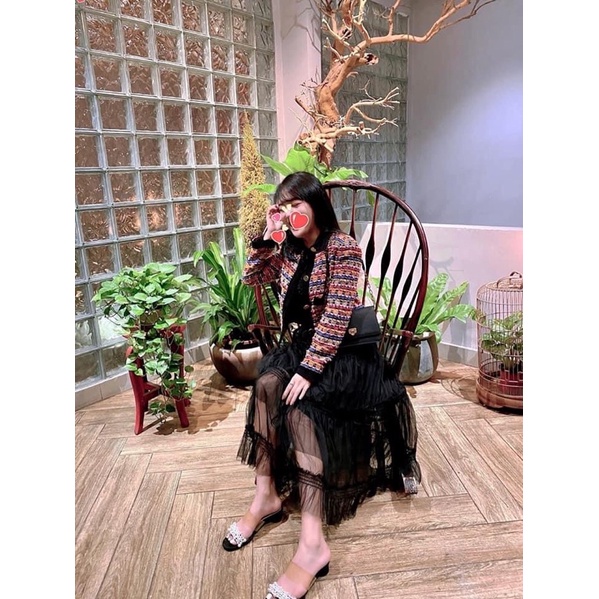 ÁO ZARA AUTH LIMITED