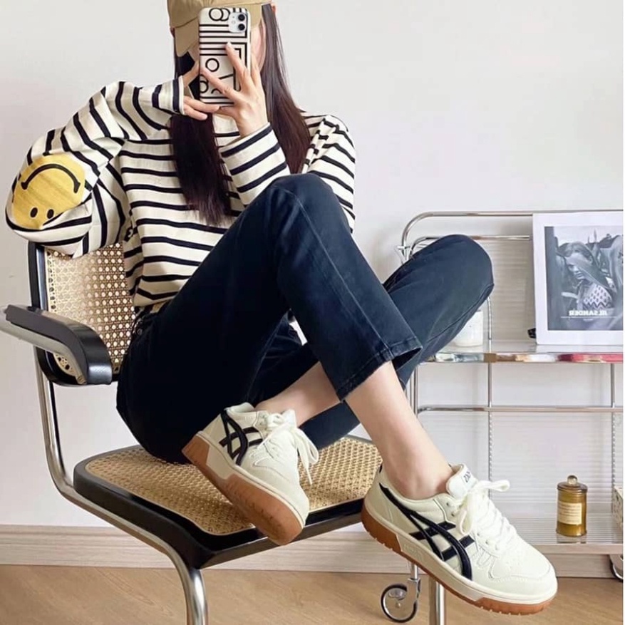 Giày Thể Thao Asics.Court MZ Kem Đen Và Kem Xám Mẫu Mới Thiết Kế Độc Lạ Hàng Hot Trend 2023