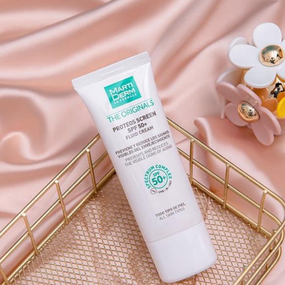 Kem chống nắng Martiderm dành cho da dầu da mụn và da nhậy cảm 40ml 💥 Hàng Xả Kho 💥