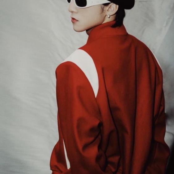 Áo khoác bomber Varsity SLP Teddy  Sơn Tùng MTP Vải Dạ Hot trend .