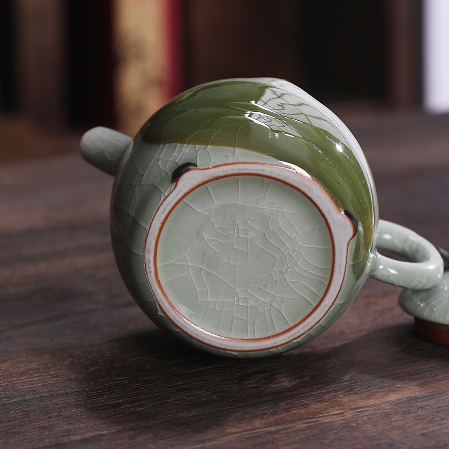 Ấm Trà Đất Sét Hình Gấu Trúc Nhỏ Vẽ Tay Có Thể Mở Và r