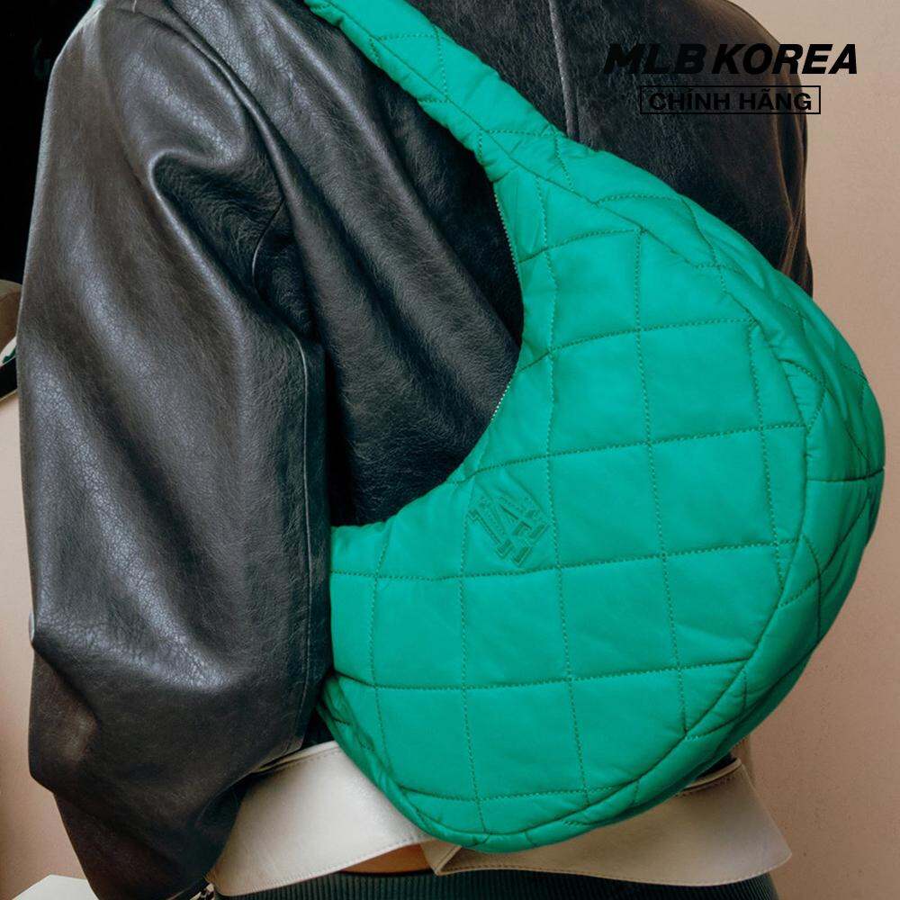 MLB - Túi đeo vai nữ chần bông Quilted Hobo Medium 3ABQM0936-07GNL