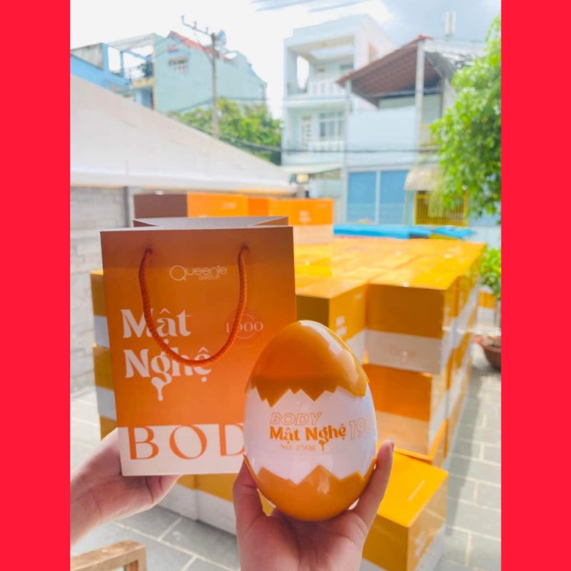 Body Mật Nghệ Kèm Gói Trắng Da