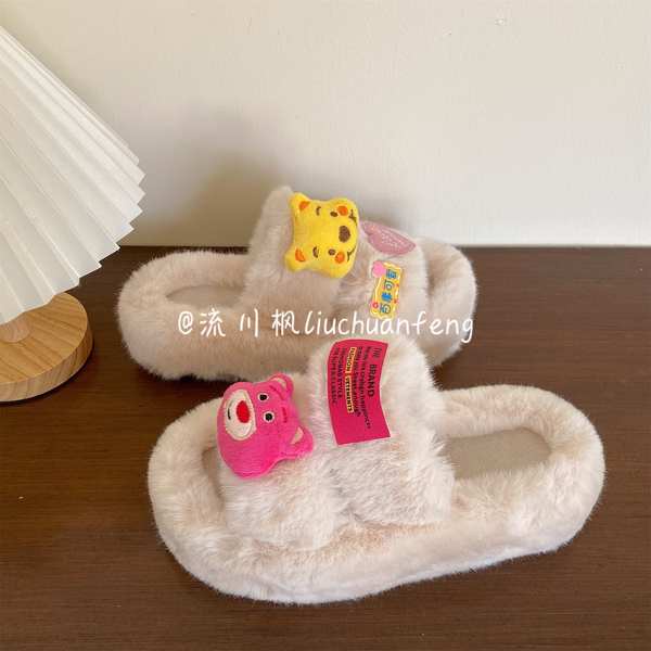 Dễ Thương Dép Bông Đi Trong Nhà Đế Dày Chống Trượt Họa Tiết Gấu Dâu Tây Thời Trang Thu Đông Cho Nữ