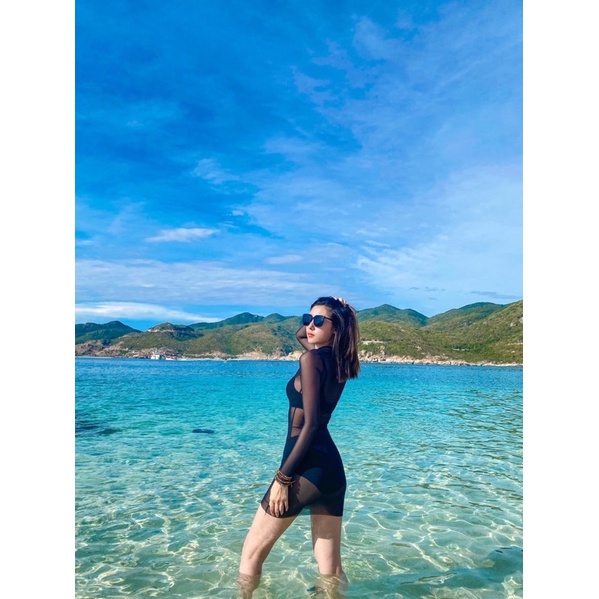 Áo lưới body xuyên thấu tay dài mặc cùng bikini