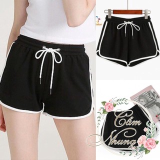 Quần short đen viền đùi trắng nữ dáng ngắn kiểu dáng thể thao - Viền kẻ trắng CAMNHUNGSI