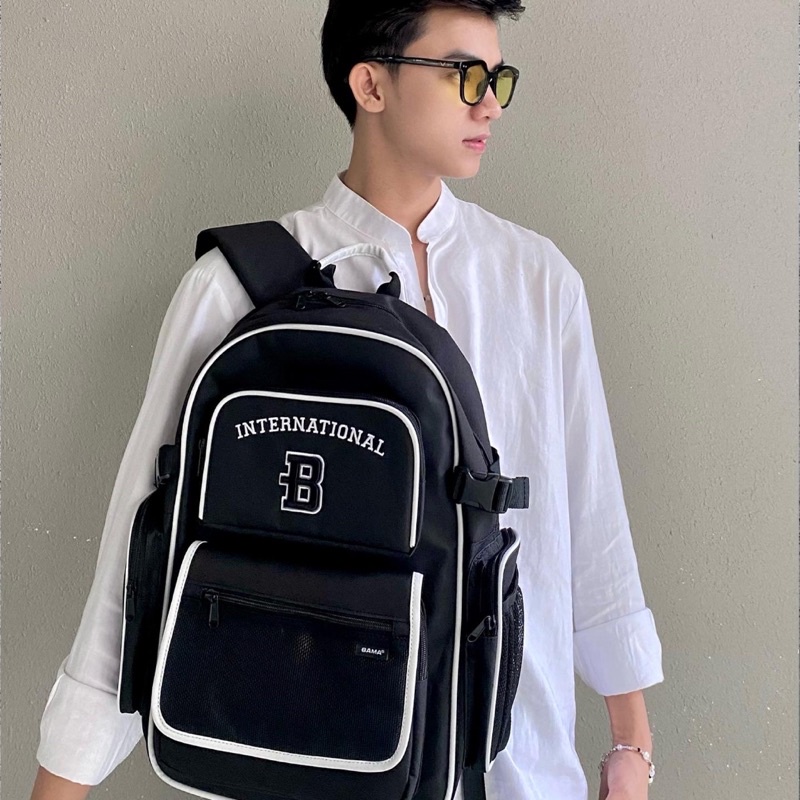 Balo đi học, laptop nam nữ đều mang được thêu chữ B