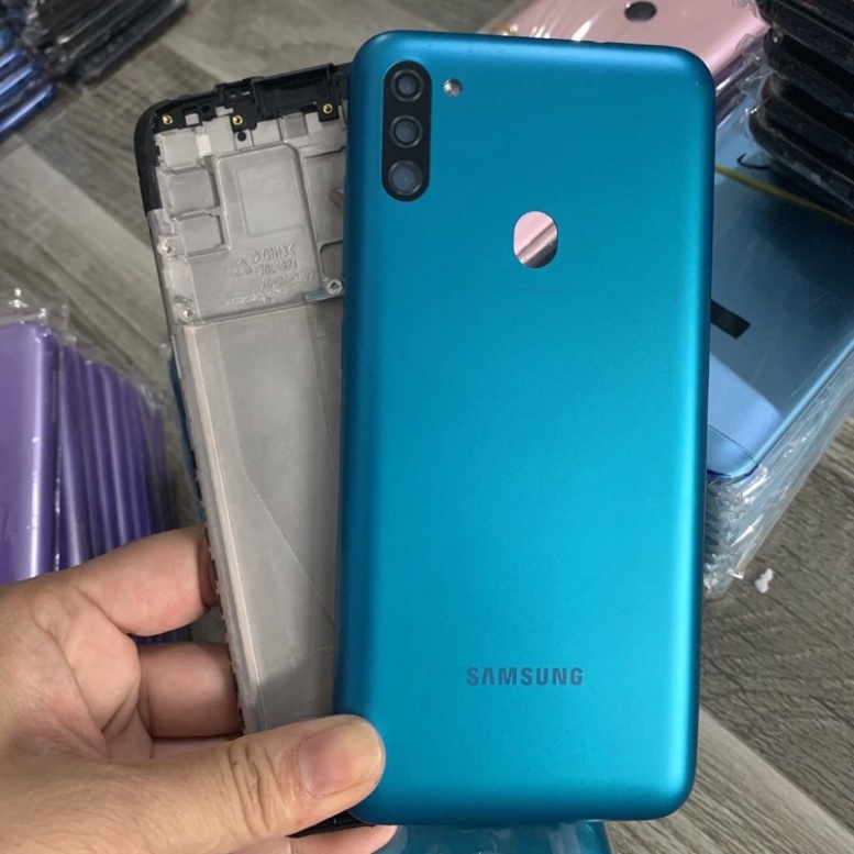 Vỏ+xương samsung M11 - Kho Sỉ Hoàng Yến
